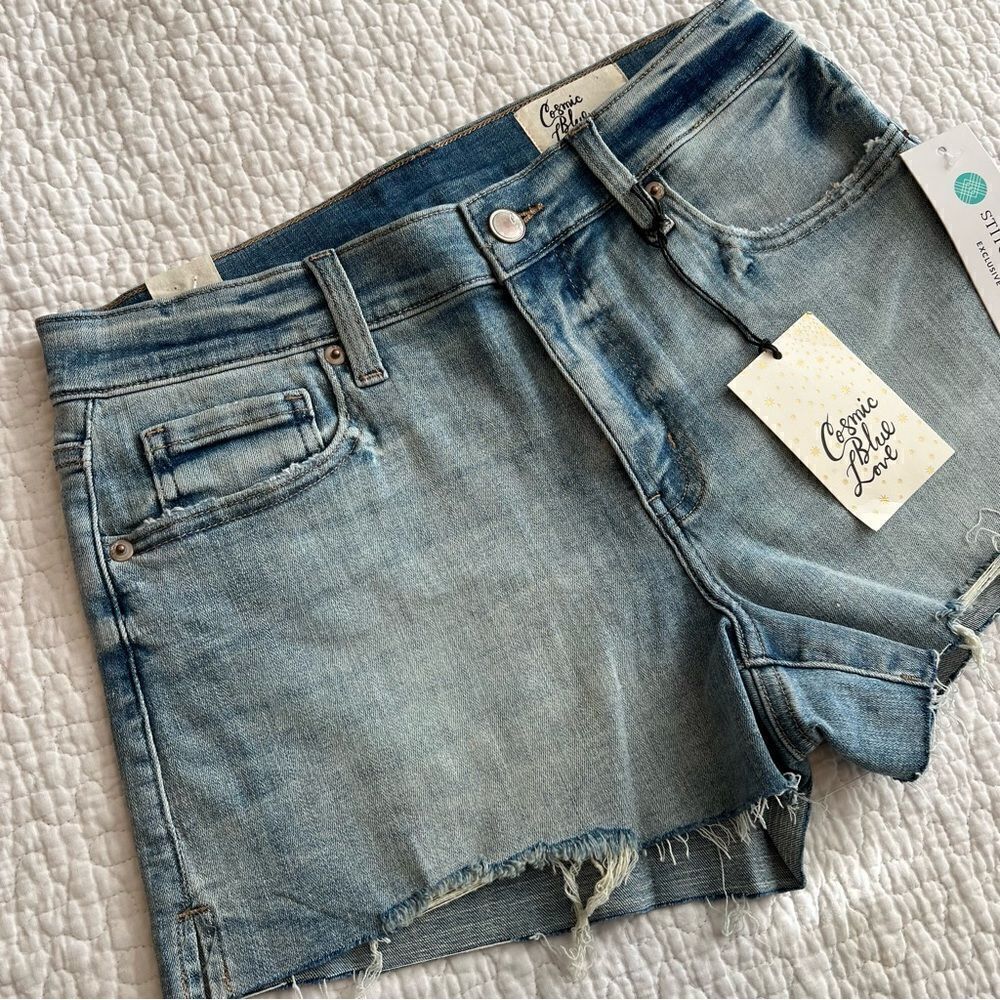 ✨ Cosmic Blue Love Women’s High Rise Cutoff Shorts 28 NWT Stitch Fix - Picture 5 of 11